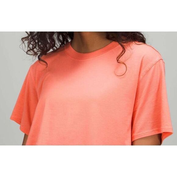 Lululemon All Yours Cropped T-Shirt, Raspberry Cream, Next-to-New, Size 8 - Picture 3 of 7